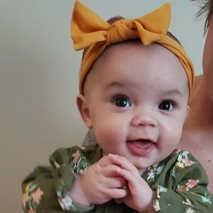 Meet your Posher, Dina